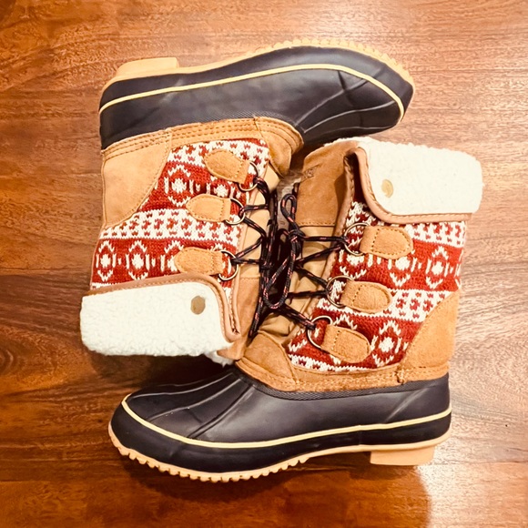 Khombu Rubber Sole weather proof boots - Picture 6 of 13